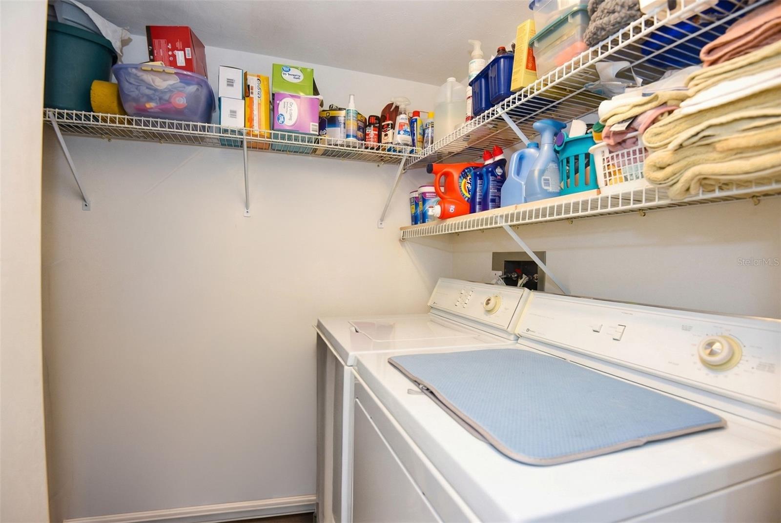 OCEANS 06 CONDO - Residential