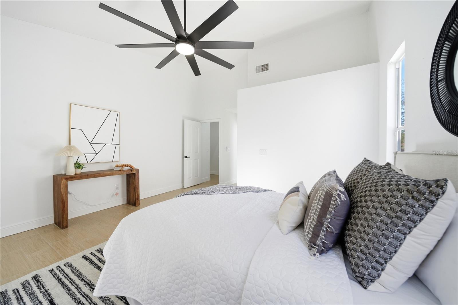 PEMBROOKE - Residential