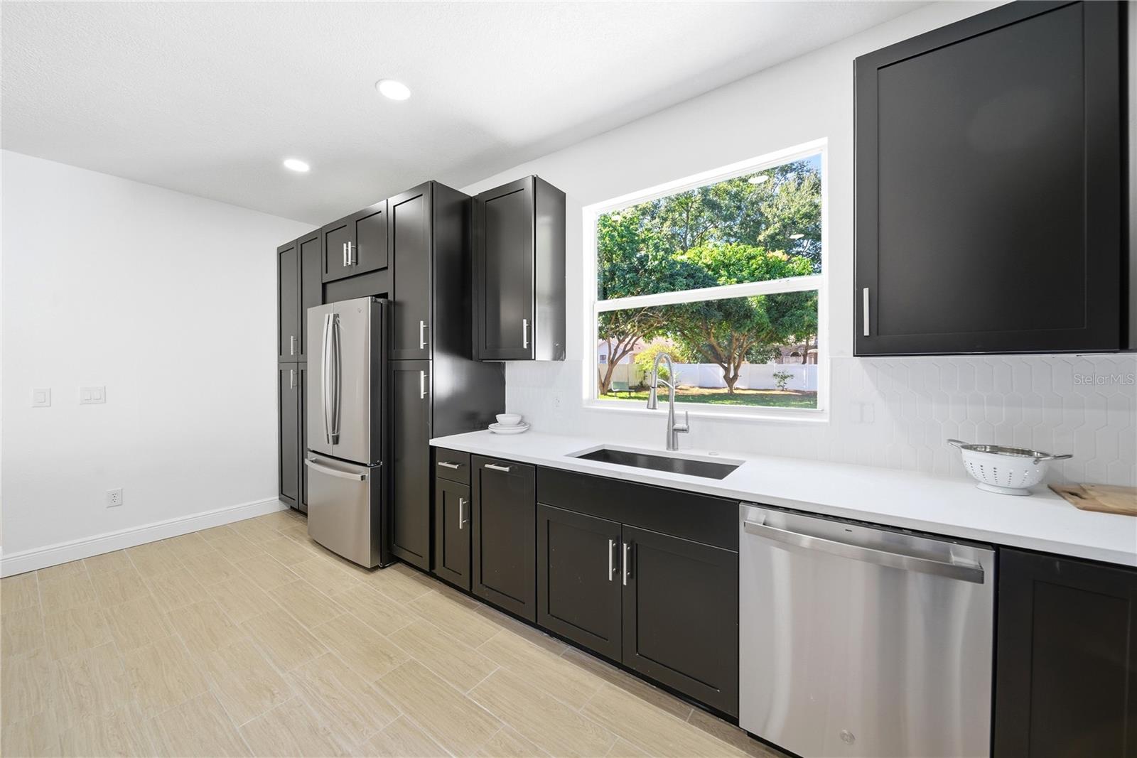 PEMBROOKE - Residential