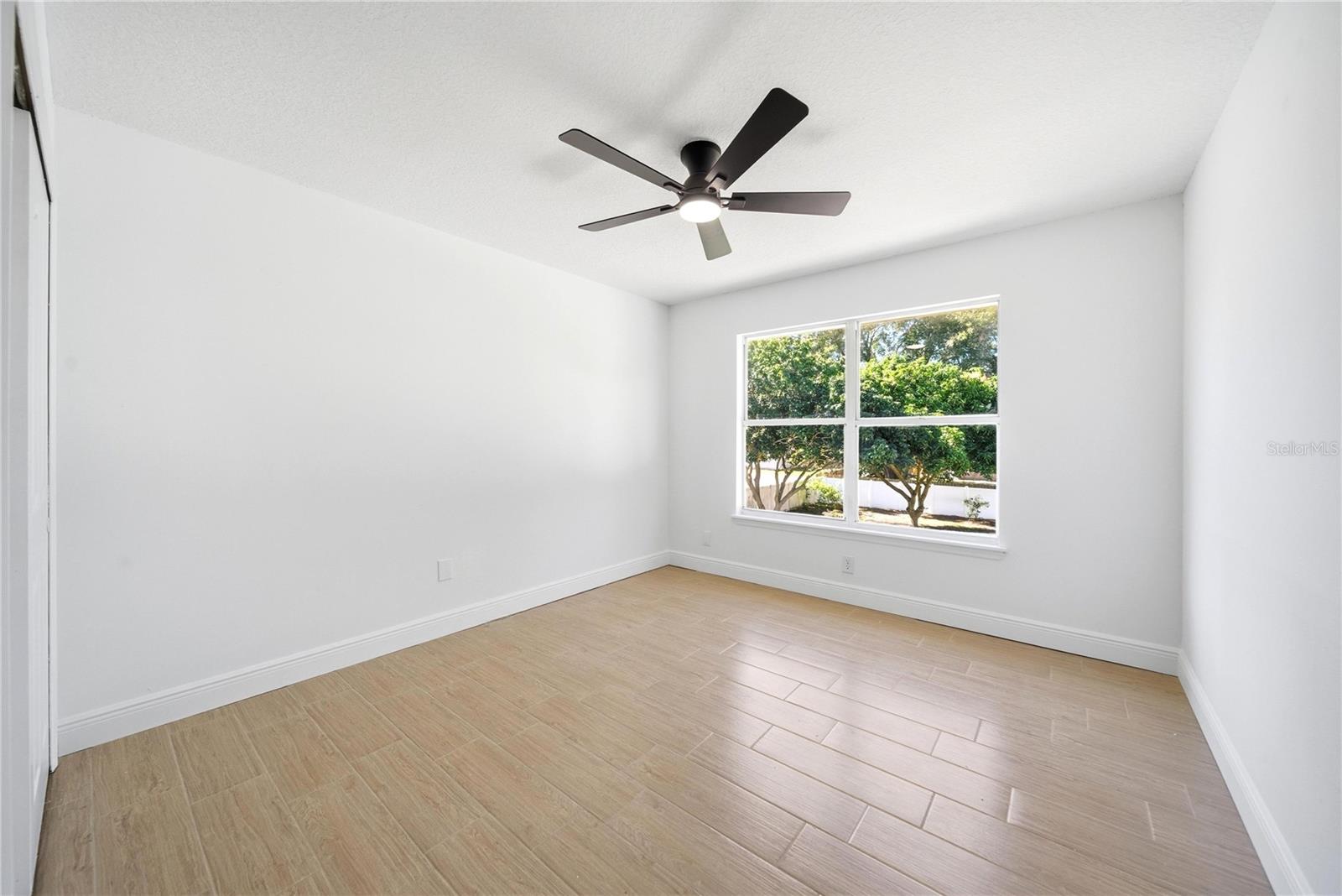 PEMBROOKE - Residential