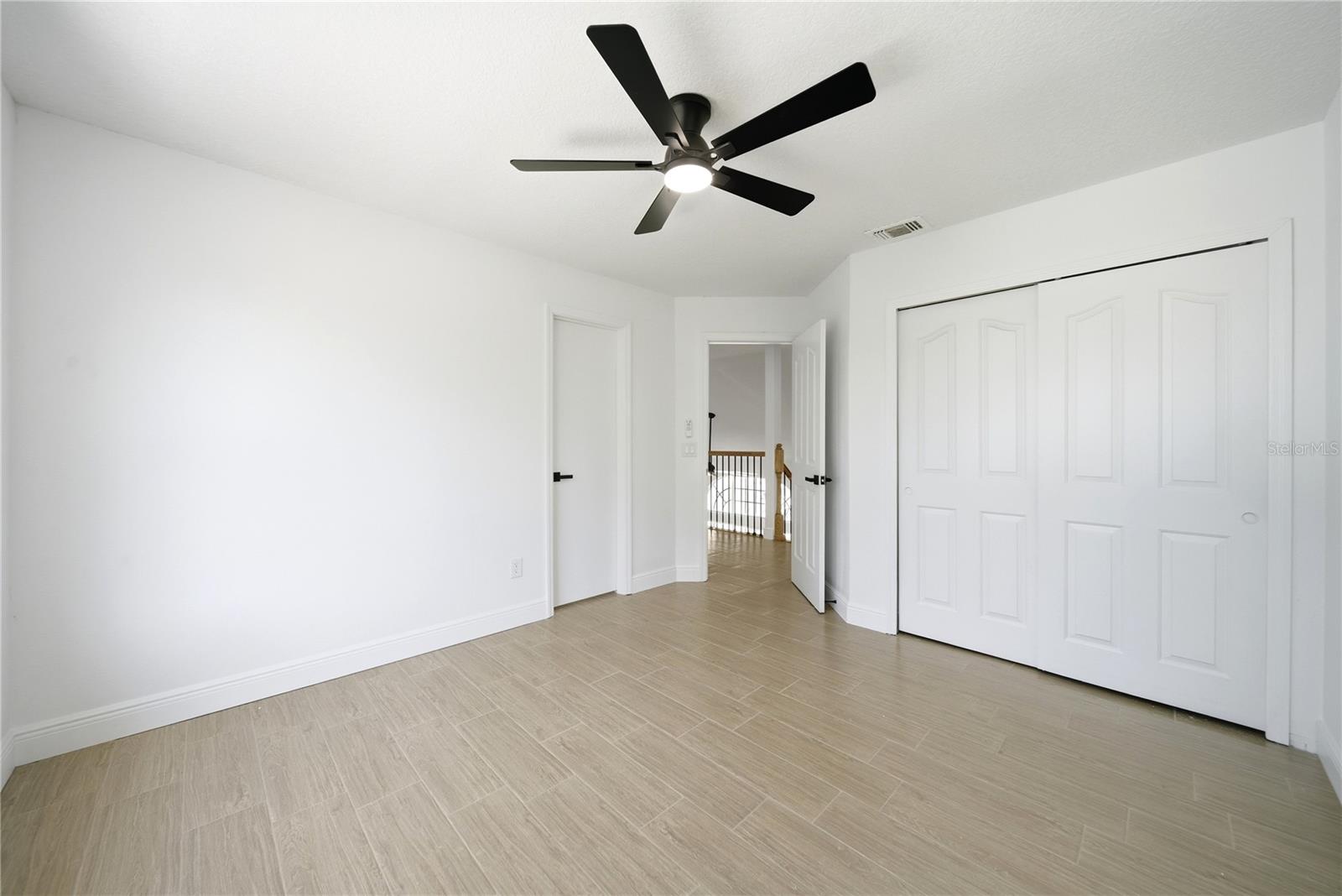 PEMBROOKE - Residential