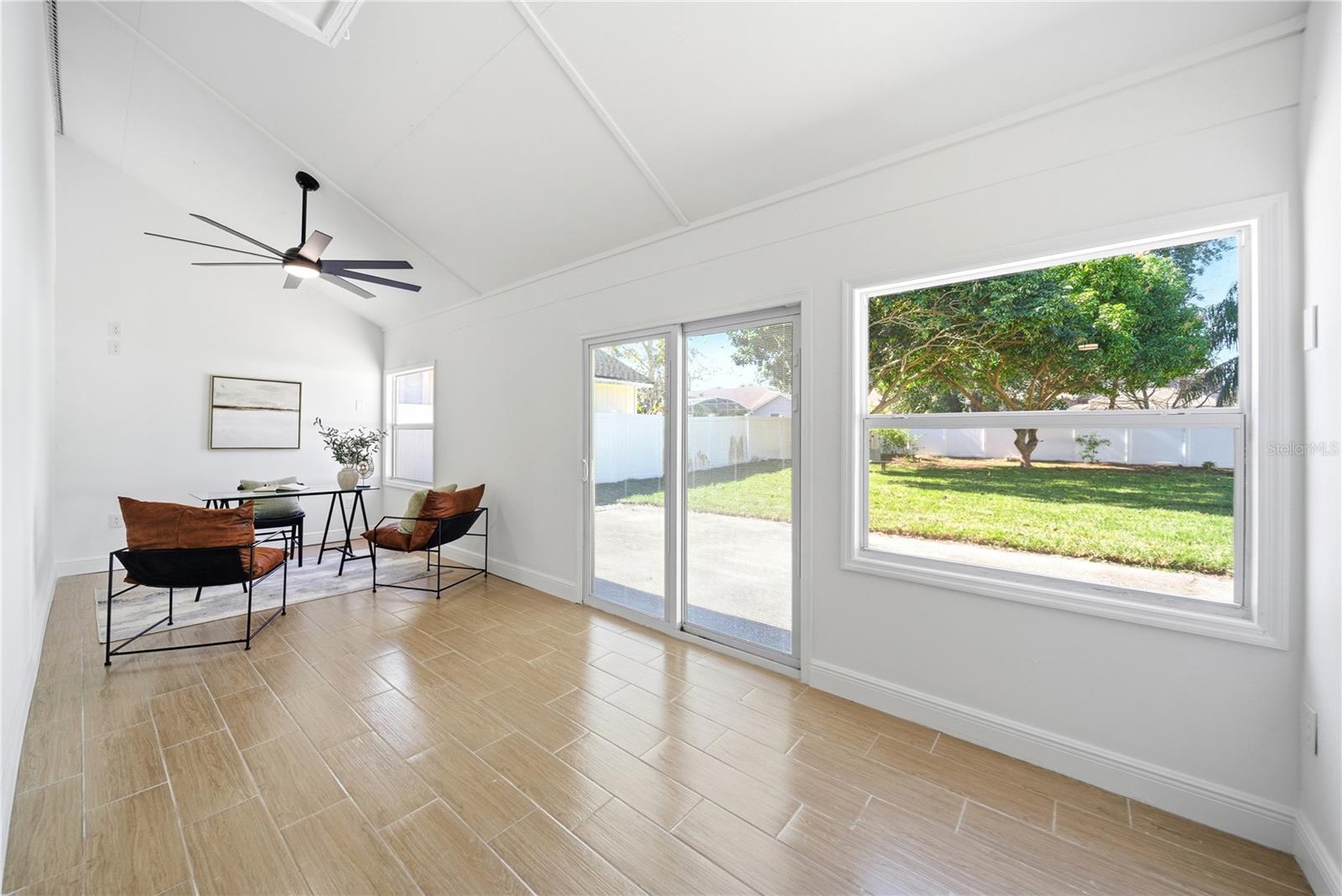 PEMBROOKE - Residential