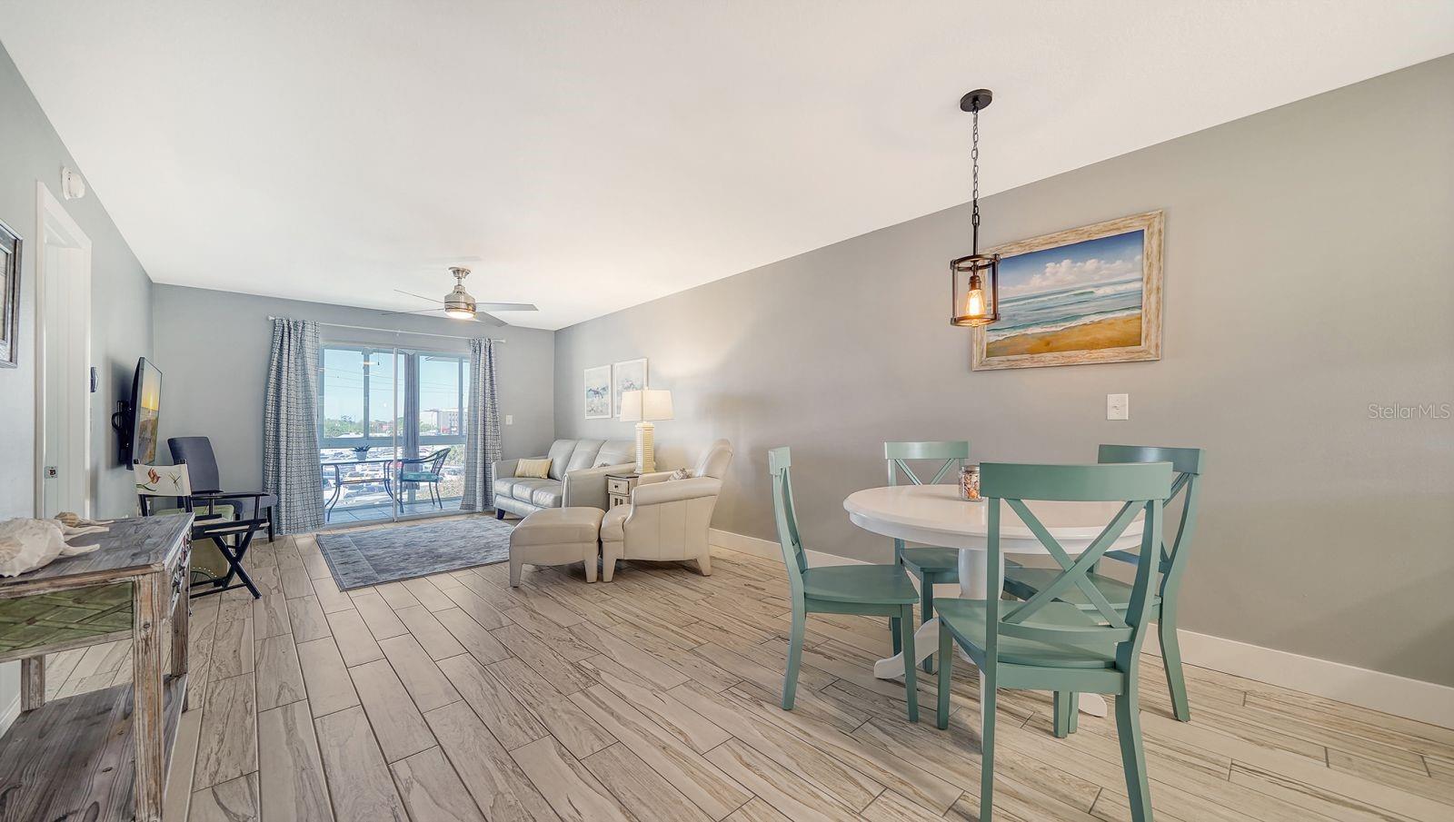 HOLIDAY APTS - Residential