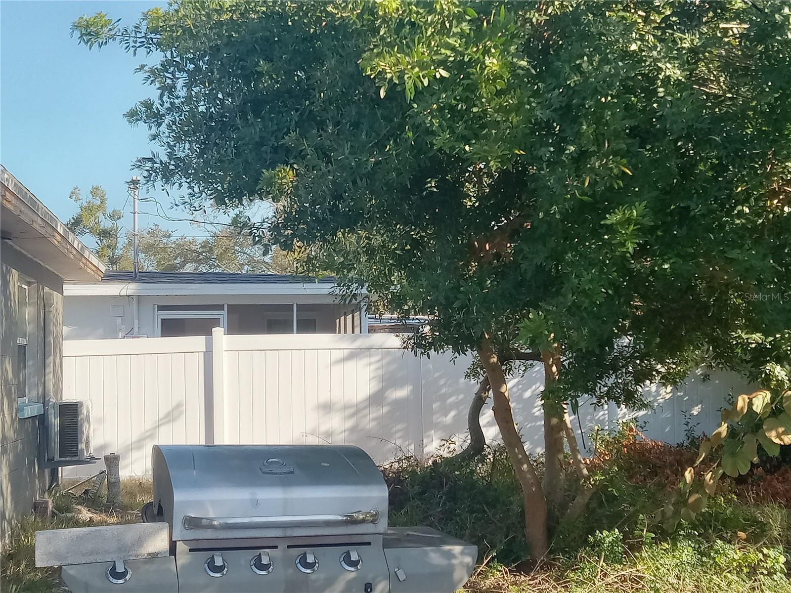 BEACON SQUARE - Residential