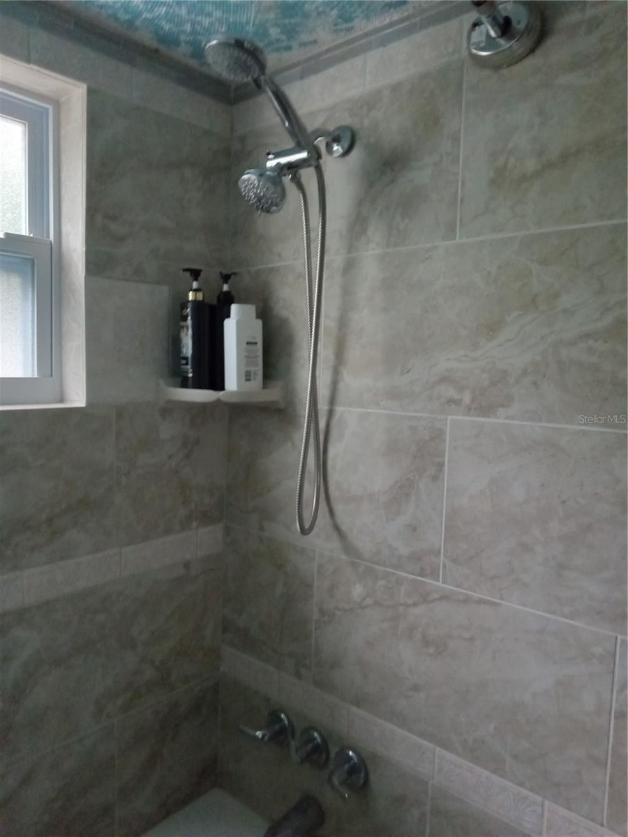 BEACON SQUARE - Residential