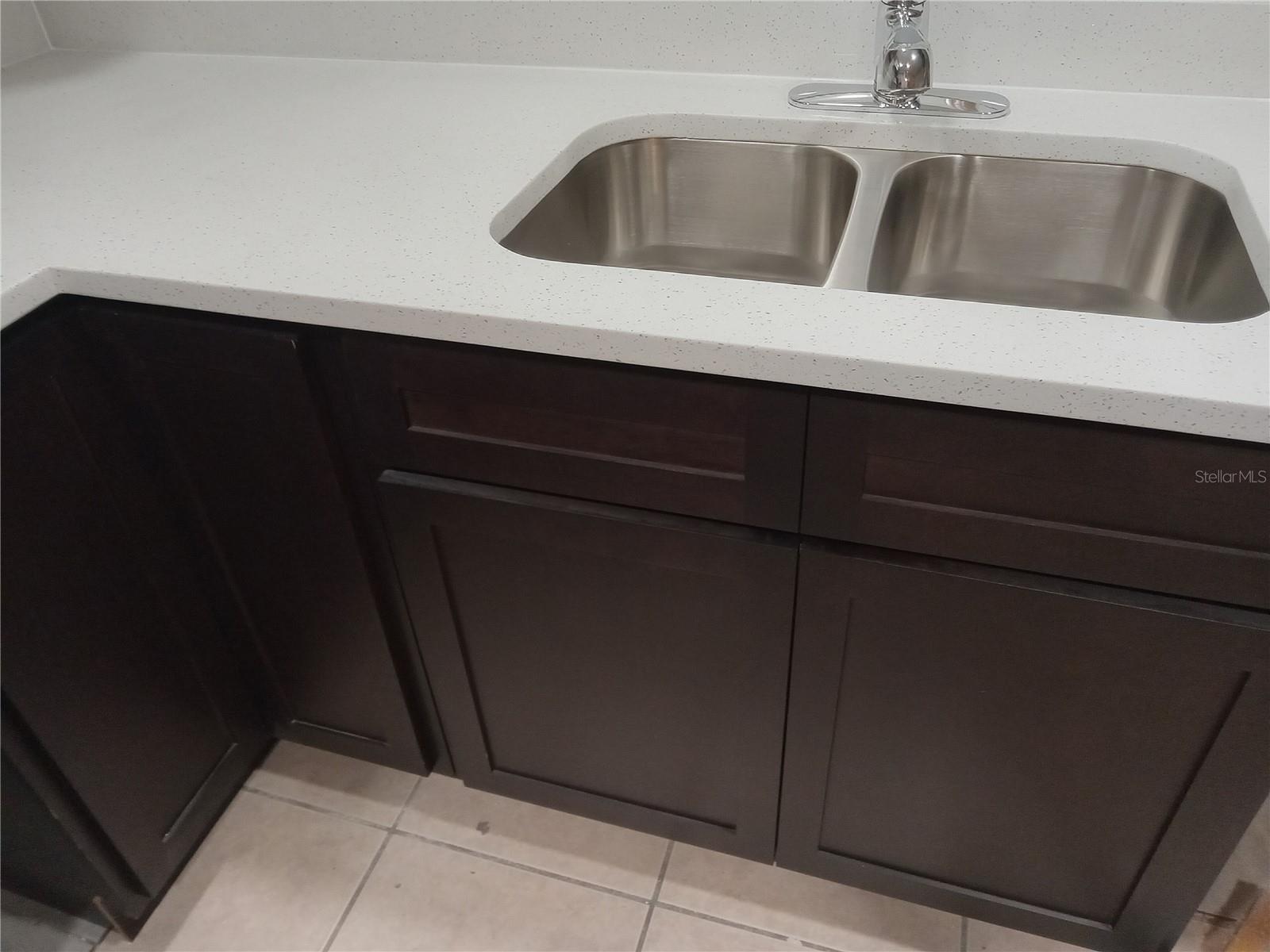 BEACON SQUARE - Residential