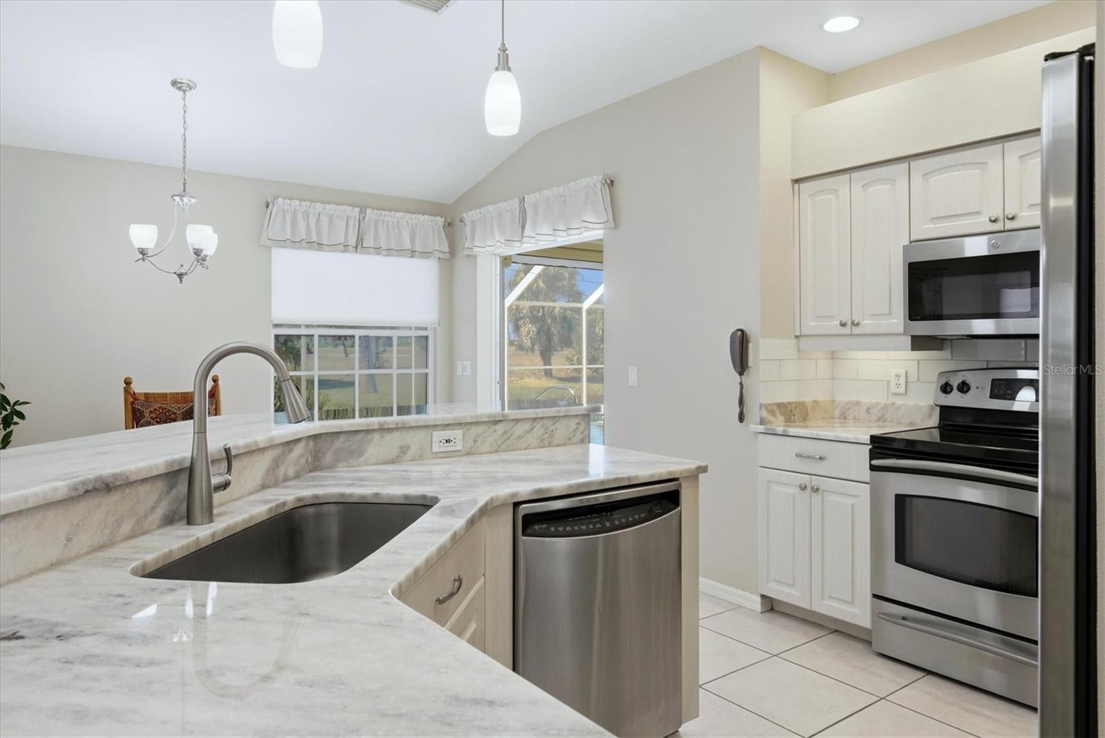 ROTONDA WEST BROADMOOR - Residential