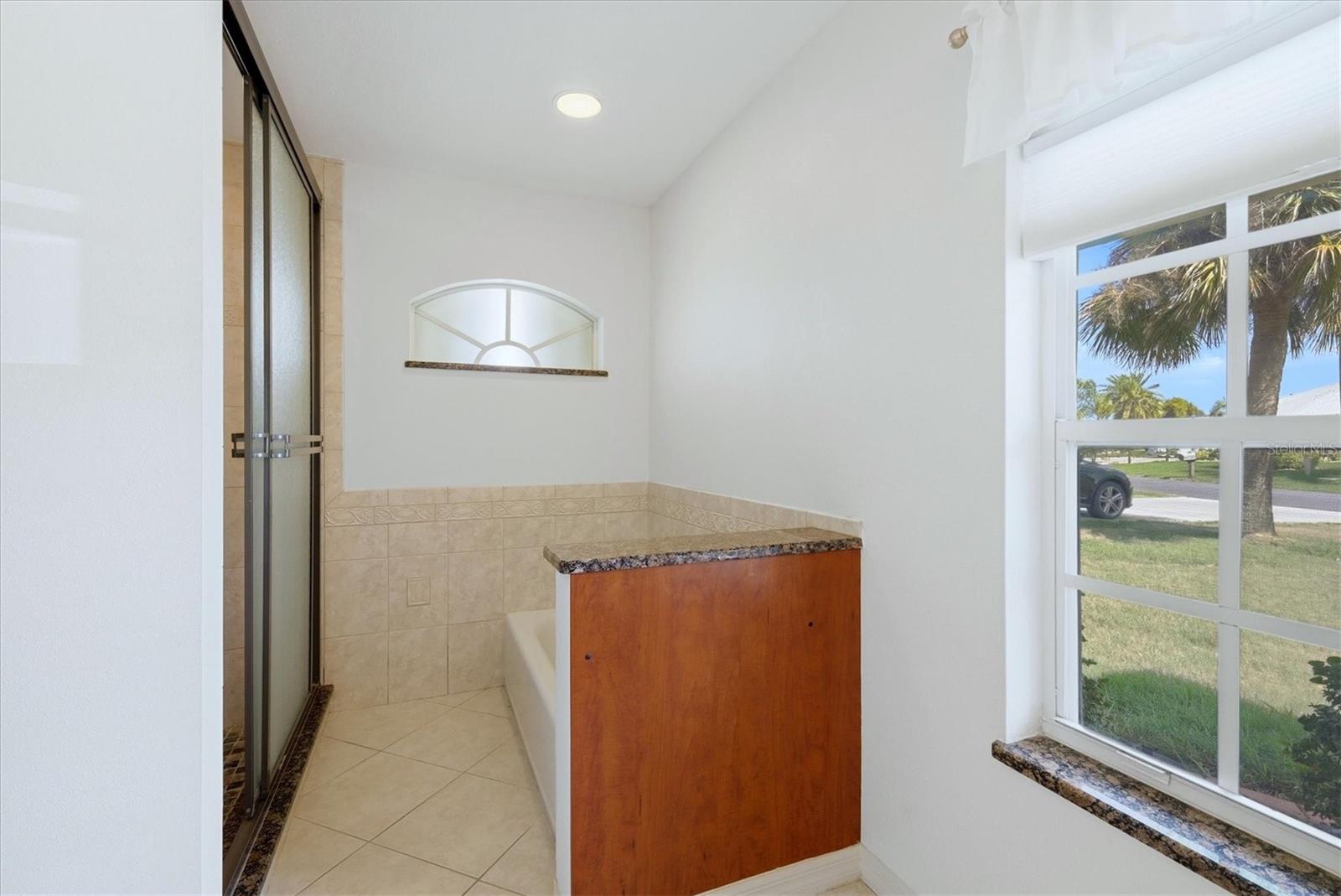 ROTONDA WEST BROADMOOR - Residential