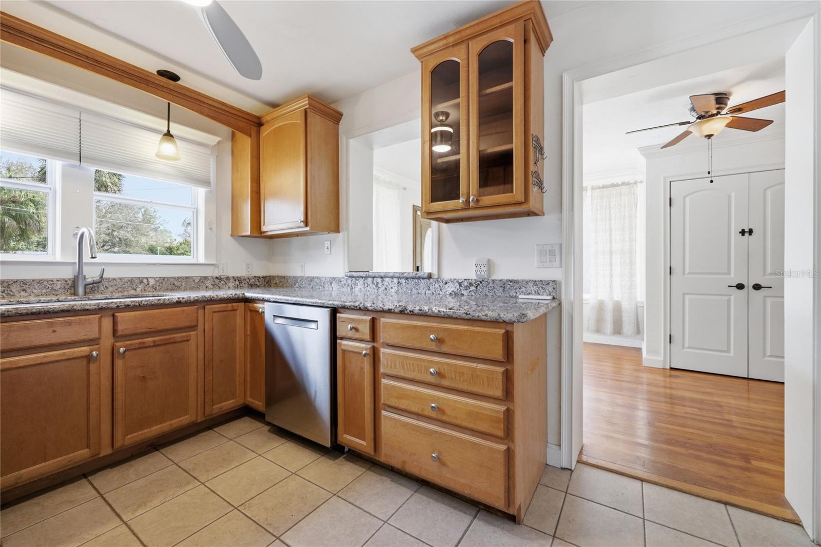 COTTAGE GROVE PARK - Residential