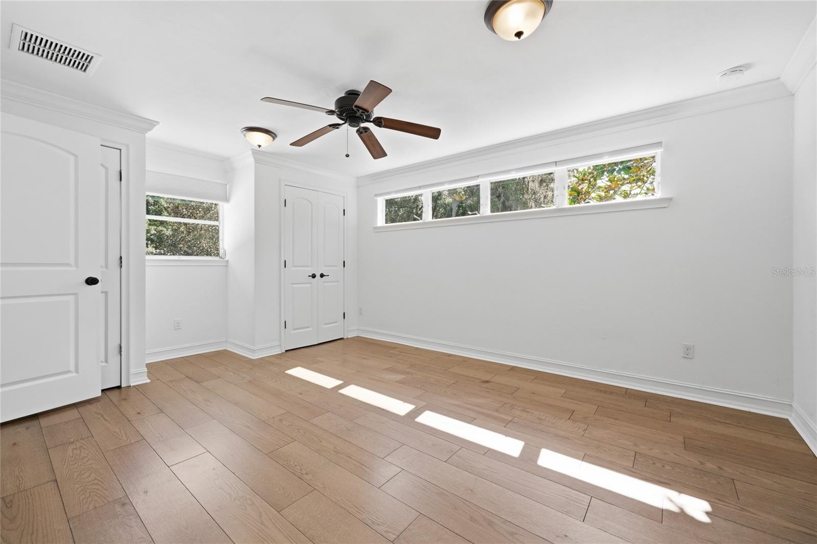 COTTAGE GROVE PARK - Residential