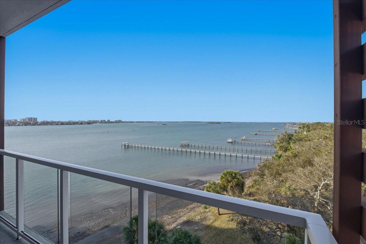 MARINA BAY 880 CONDO - Residential