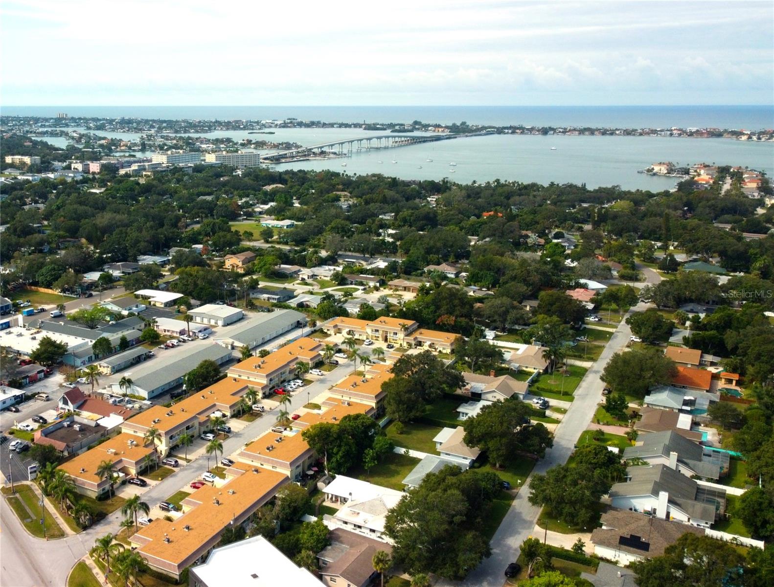 BELLEAIR PALMS TERRACE CONDO 3 - Residential