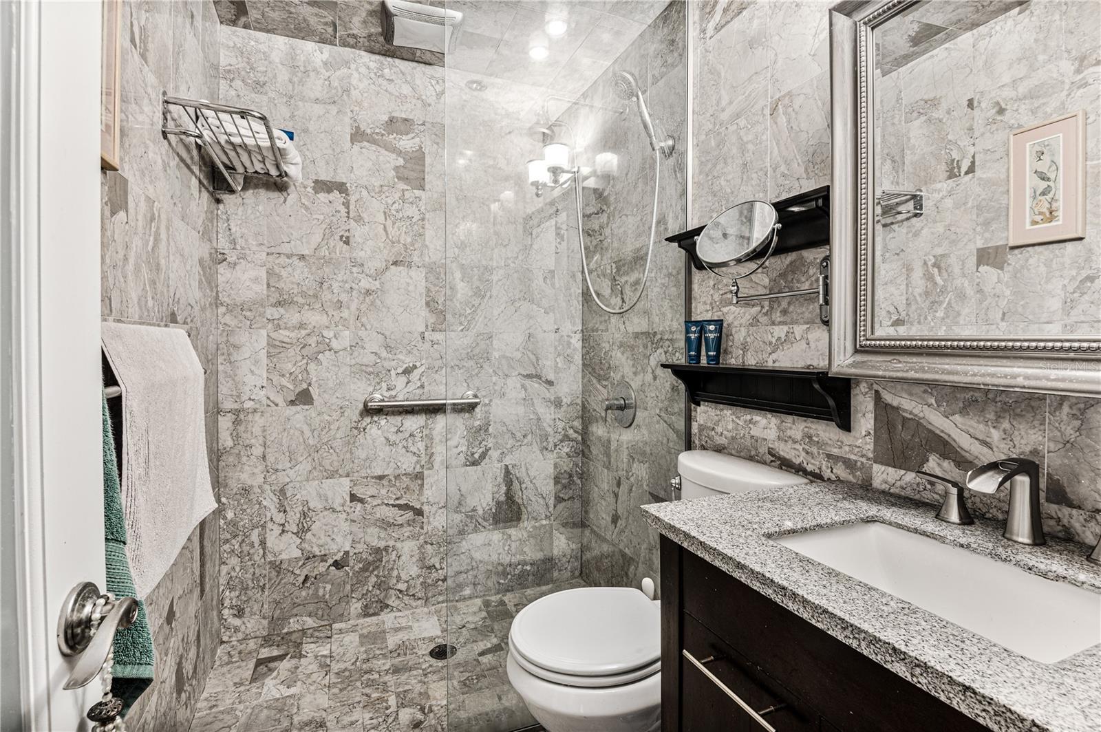 BELLEAIR PALMS TERRACE CONDO 3 - Residential