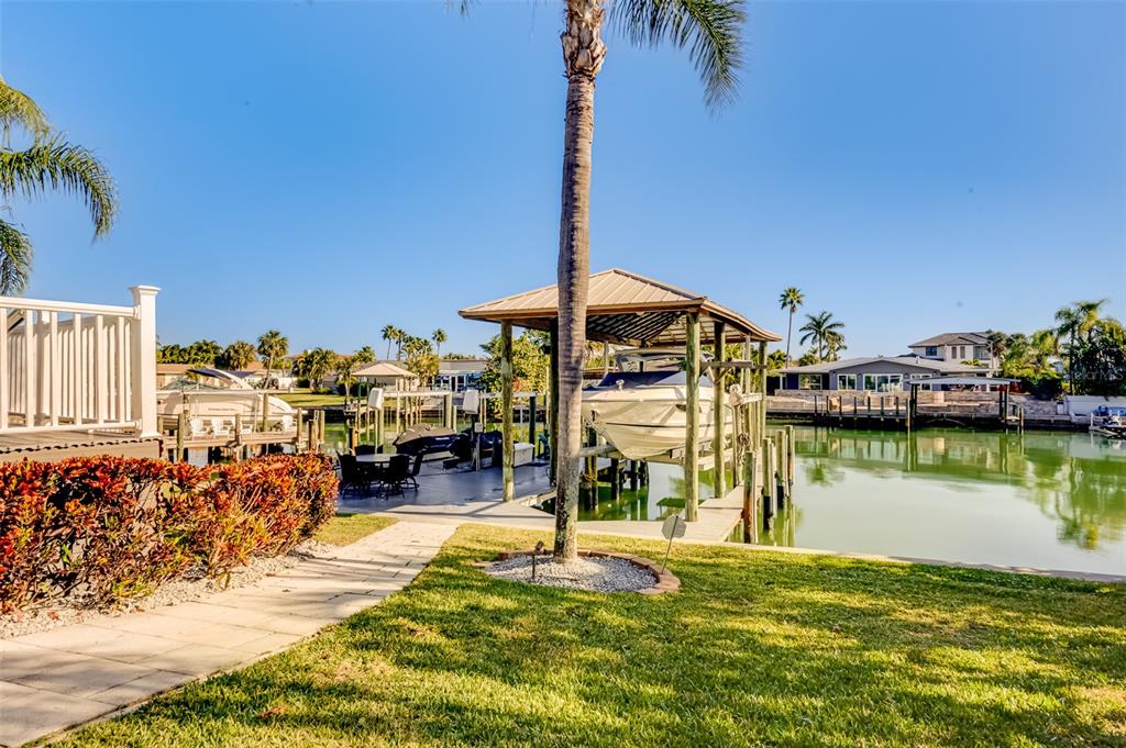 ISLAND ESTATES OF CLEARWATER - Residential