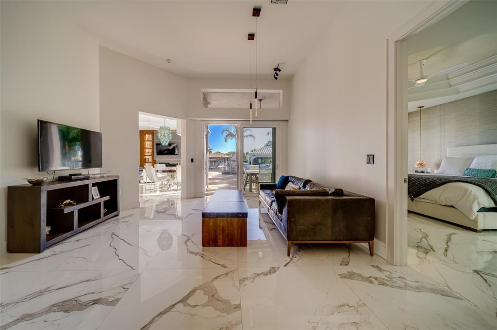 ISLAND ESTATES OF CLEARWATER - Residential