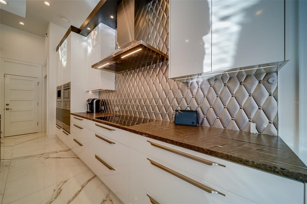 ISLAND ESTATES OF CLEARWATER - Residential