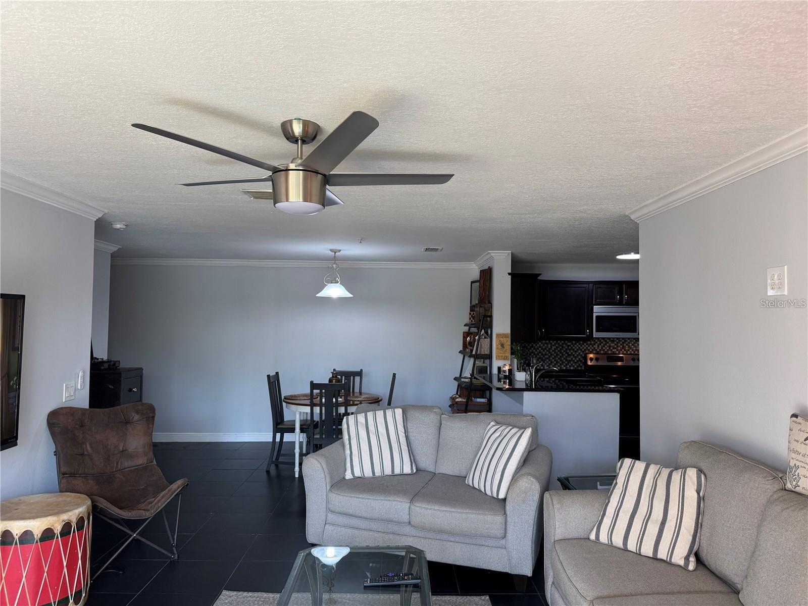 VILLAS AT LAKESIDE A CONDO - Residential