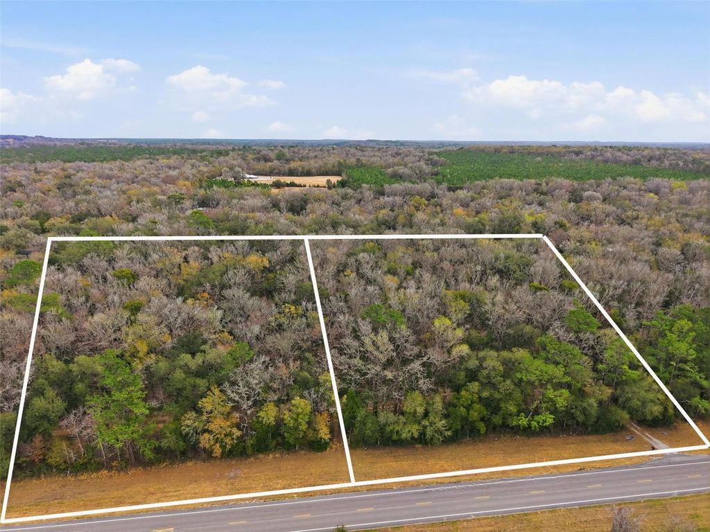 Photo of 12112 Ponce De Leon Boulevard, Brooksville, FL 34601 (MLS # W7882864)