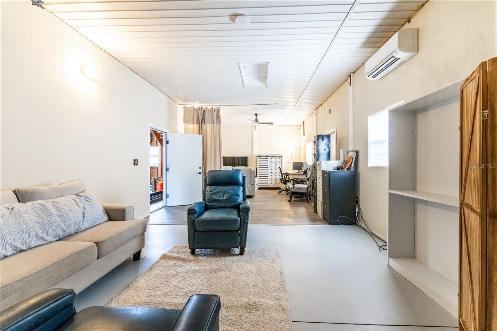 PRAIRIE CREEK PARK - Land