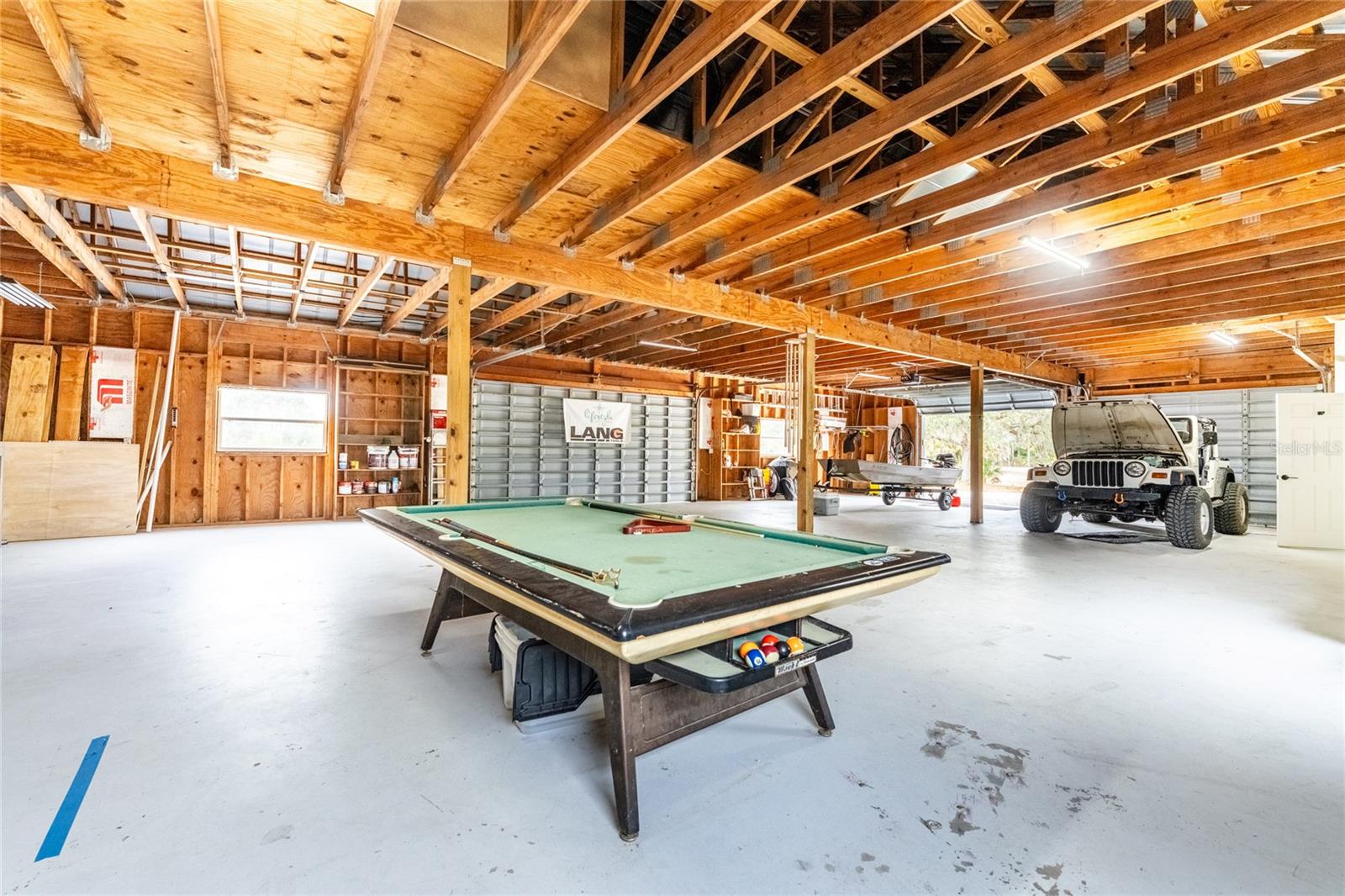 PRAIRIE CREEK PARK - Land