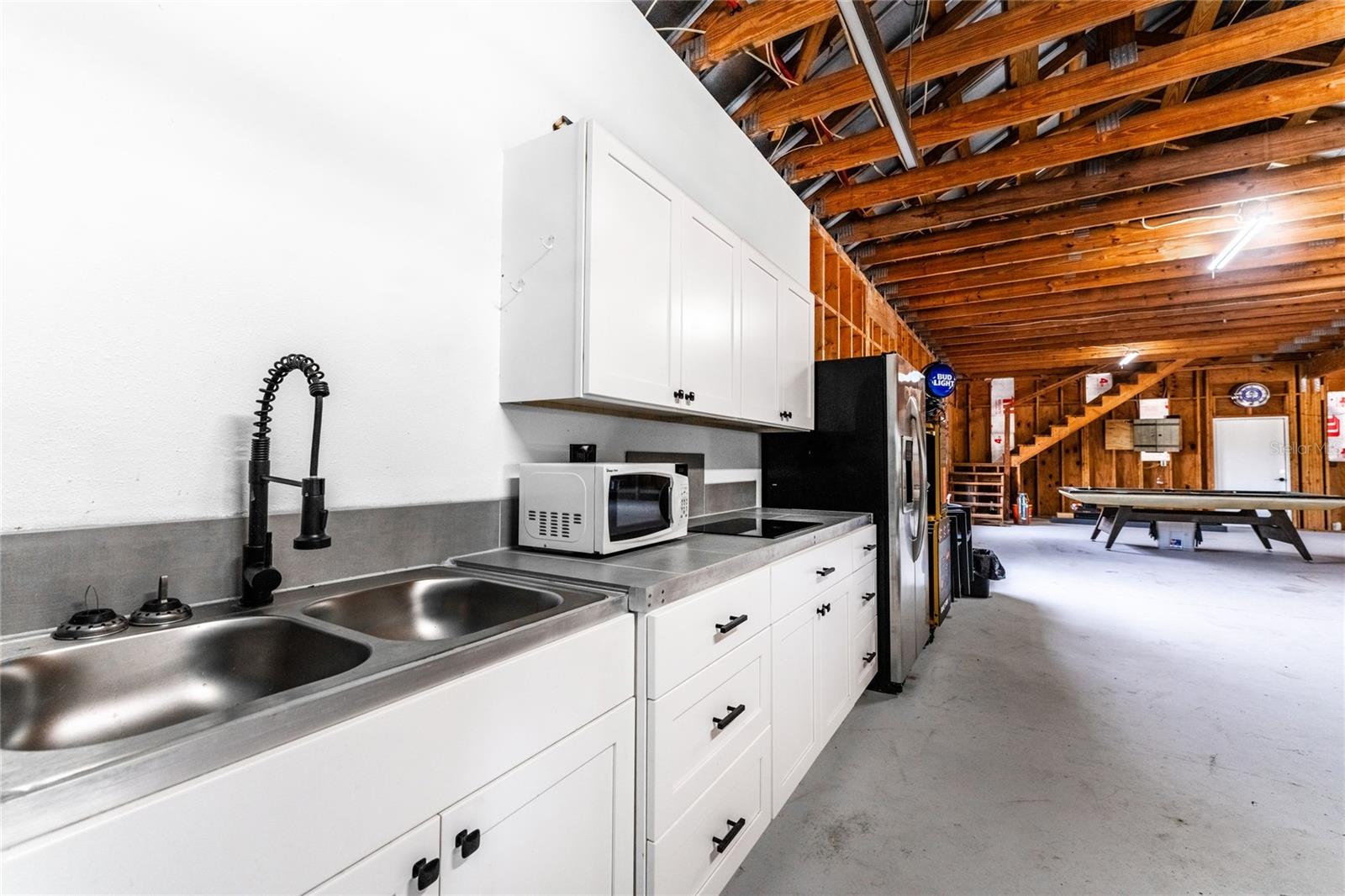 PRAIRIE CREEK PARK - Land