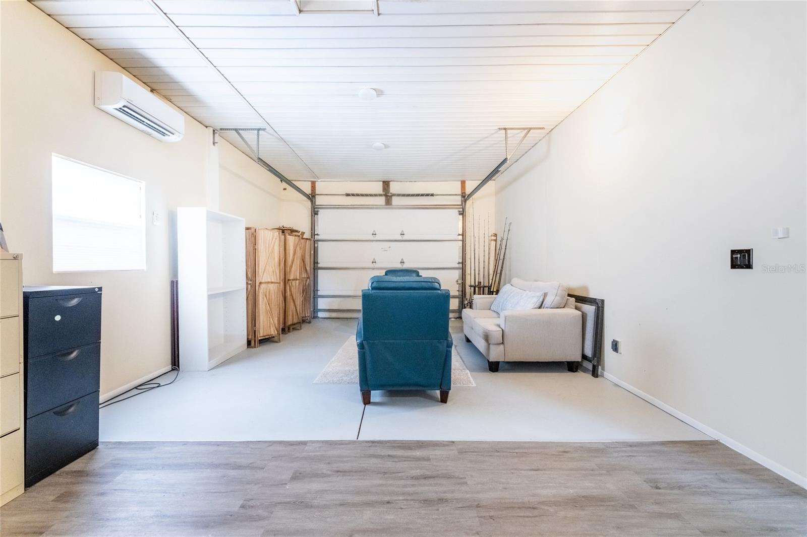 PRAIRIE CREEK PARK - Land