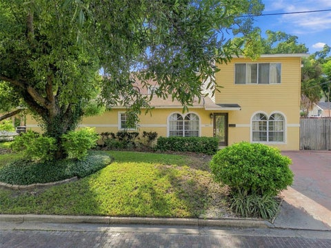 4 beds bed, 3 baths bath property at 2801 W San Isidro Street, Tampa, FL 33629