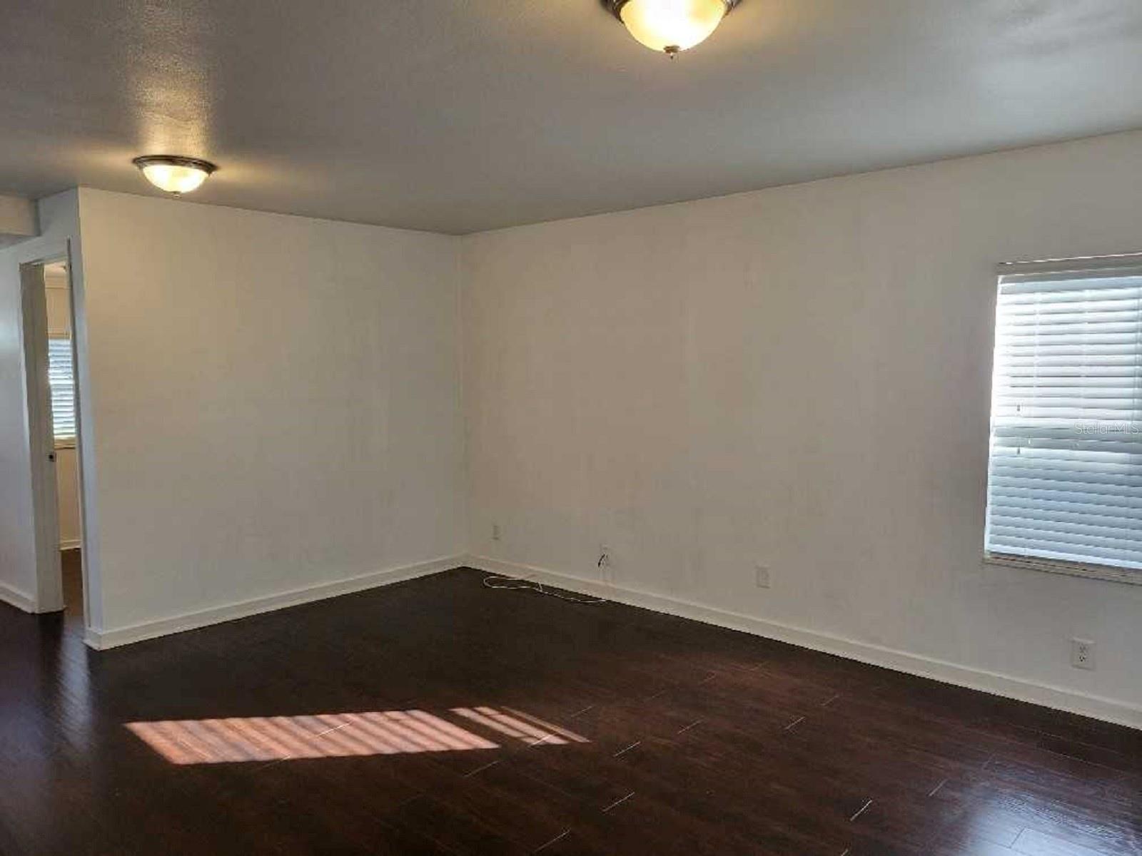 PINE CREST VILLA ADD 6 - Residential