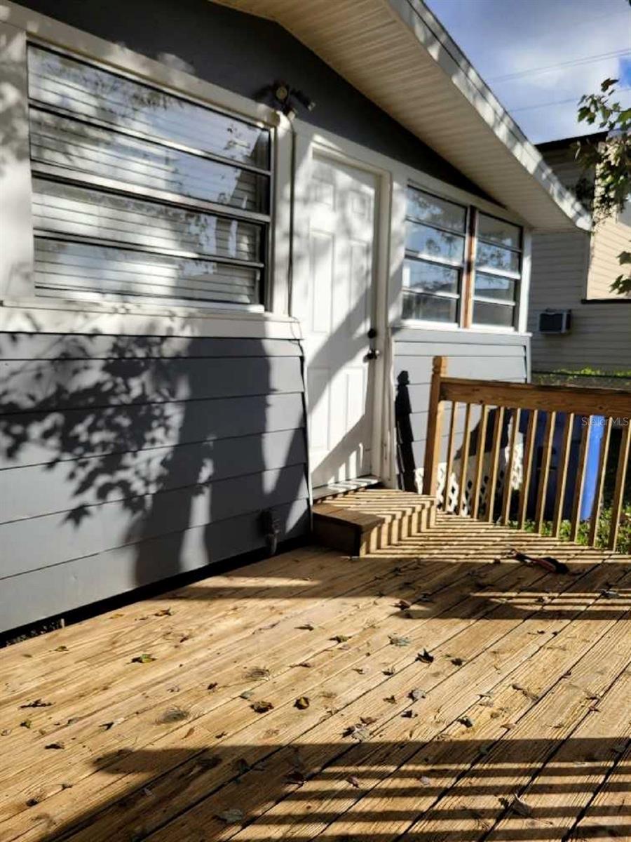 PINE CREST VILLA ADD 6 - Residential