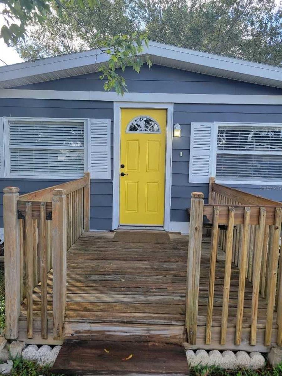 PINE CREST VILLA ADD 6 - Residential