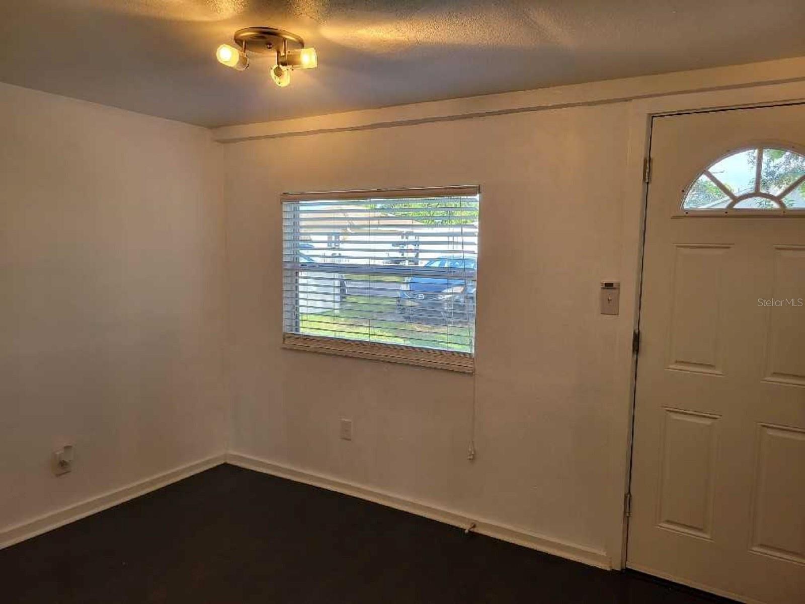 PINE CREST VILLA ADD 6 - Residential