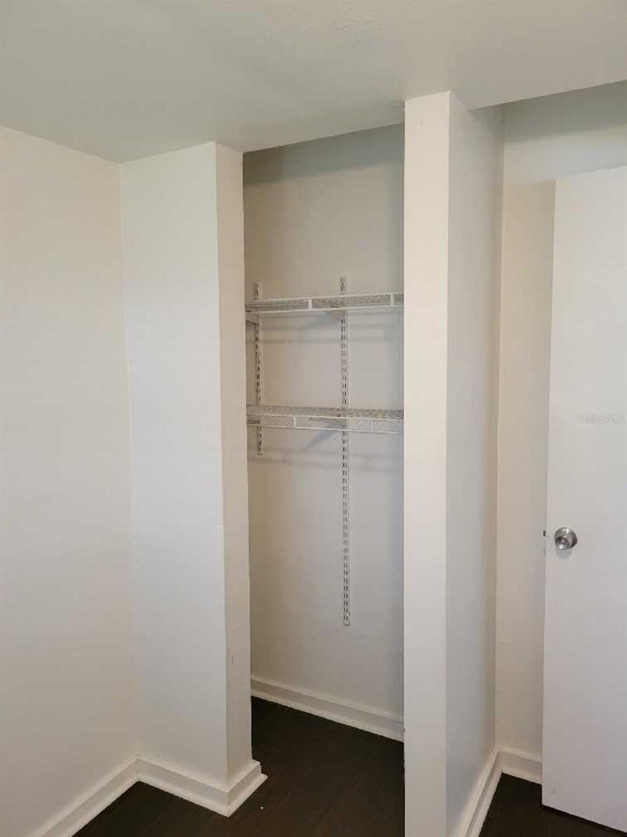 PINE CREST VILLA ADD 6 - Residential