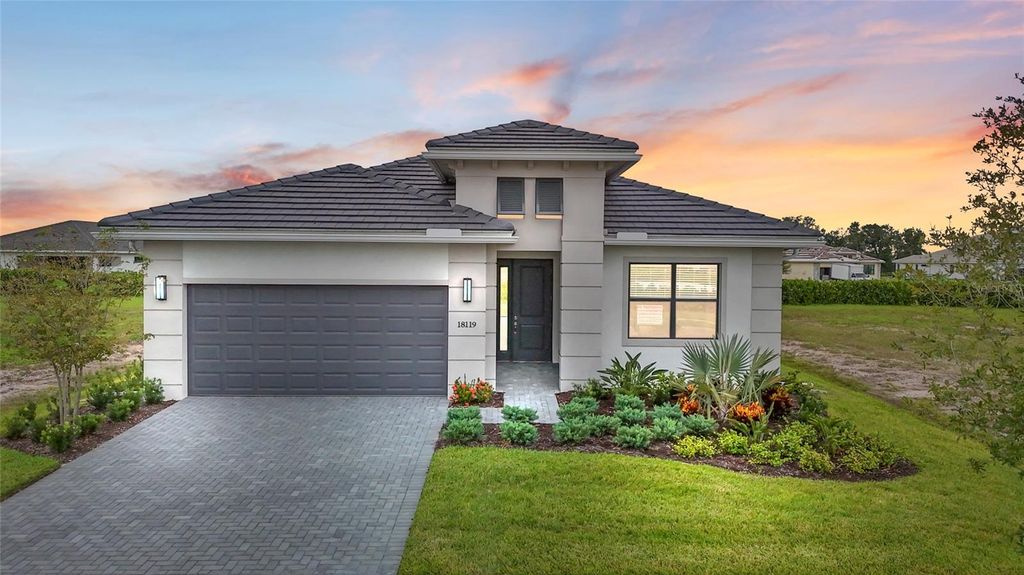 Photo of 18119 Cresswind Terrace, Lakewood Ranch, FL 34211 (MLS # W7880698)