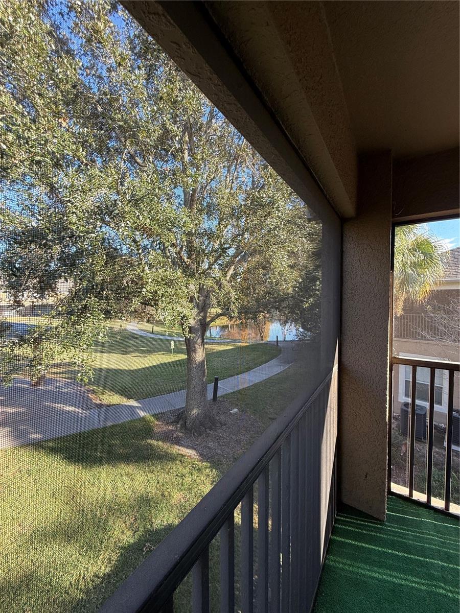 CARRIAGE HOMES/STONEBRIDGE COM - Residential Lease