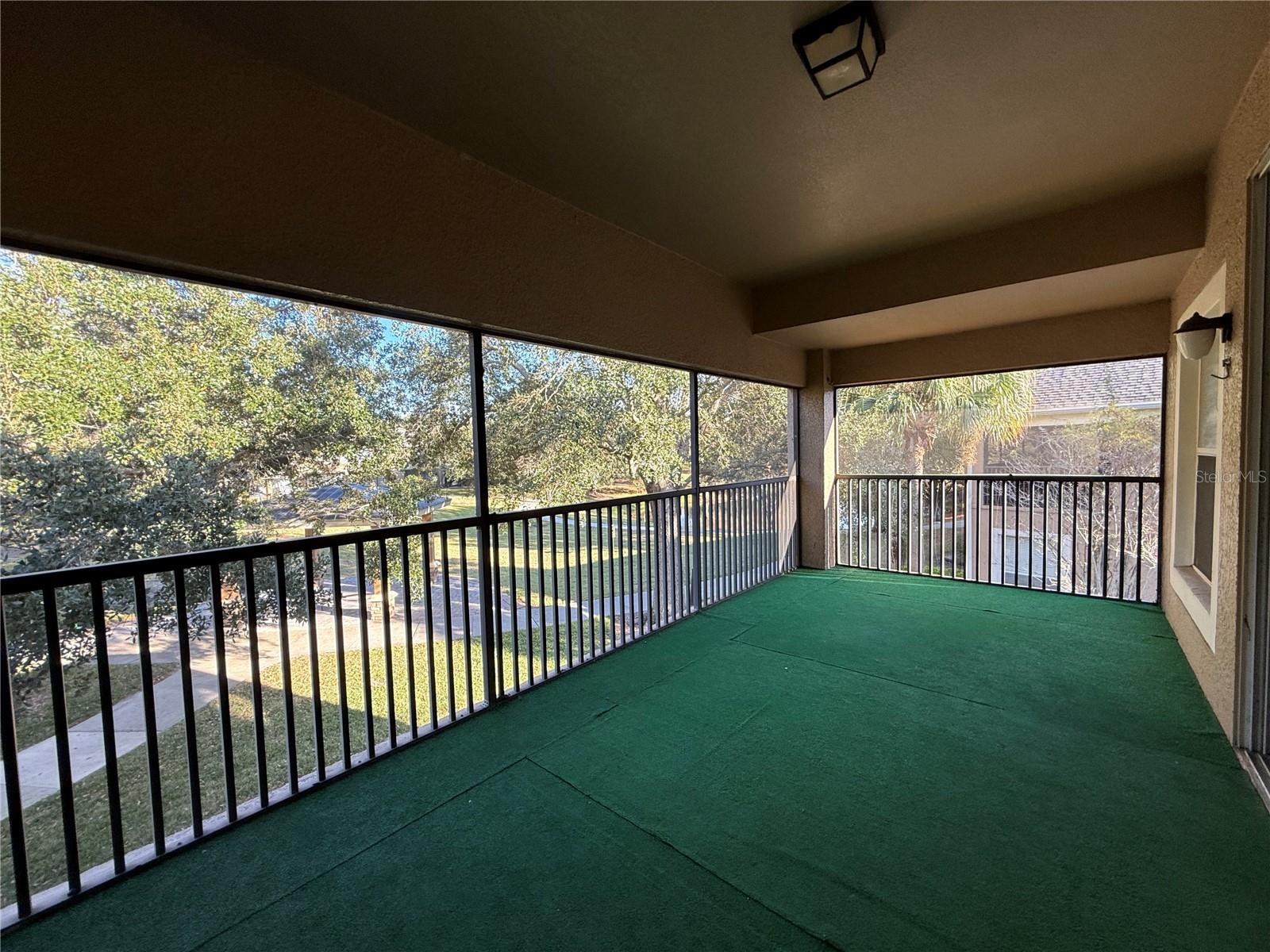 CARRIAGE HOMES/STONEBRIDGE COM - Residential Lease