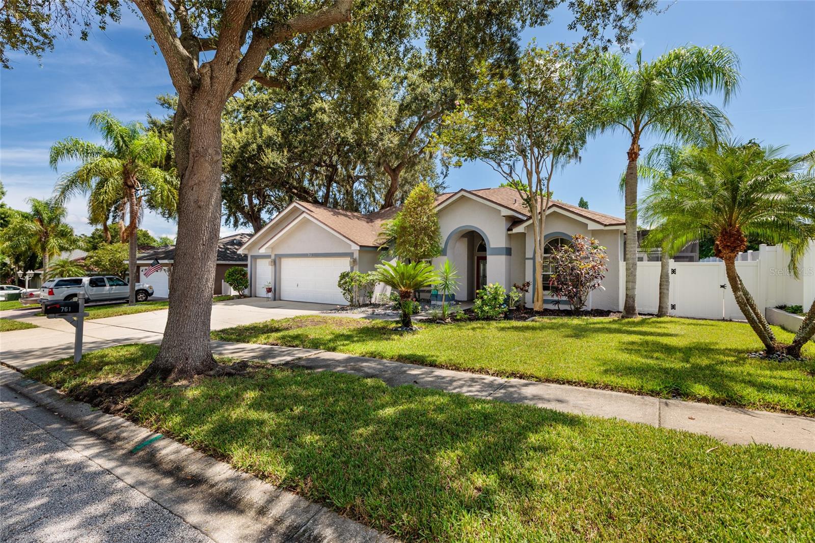 761 SUNFLOWER DRIVE