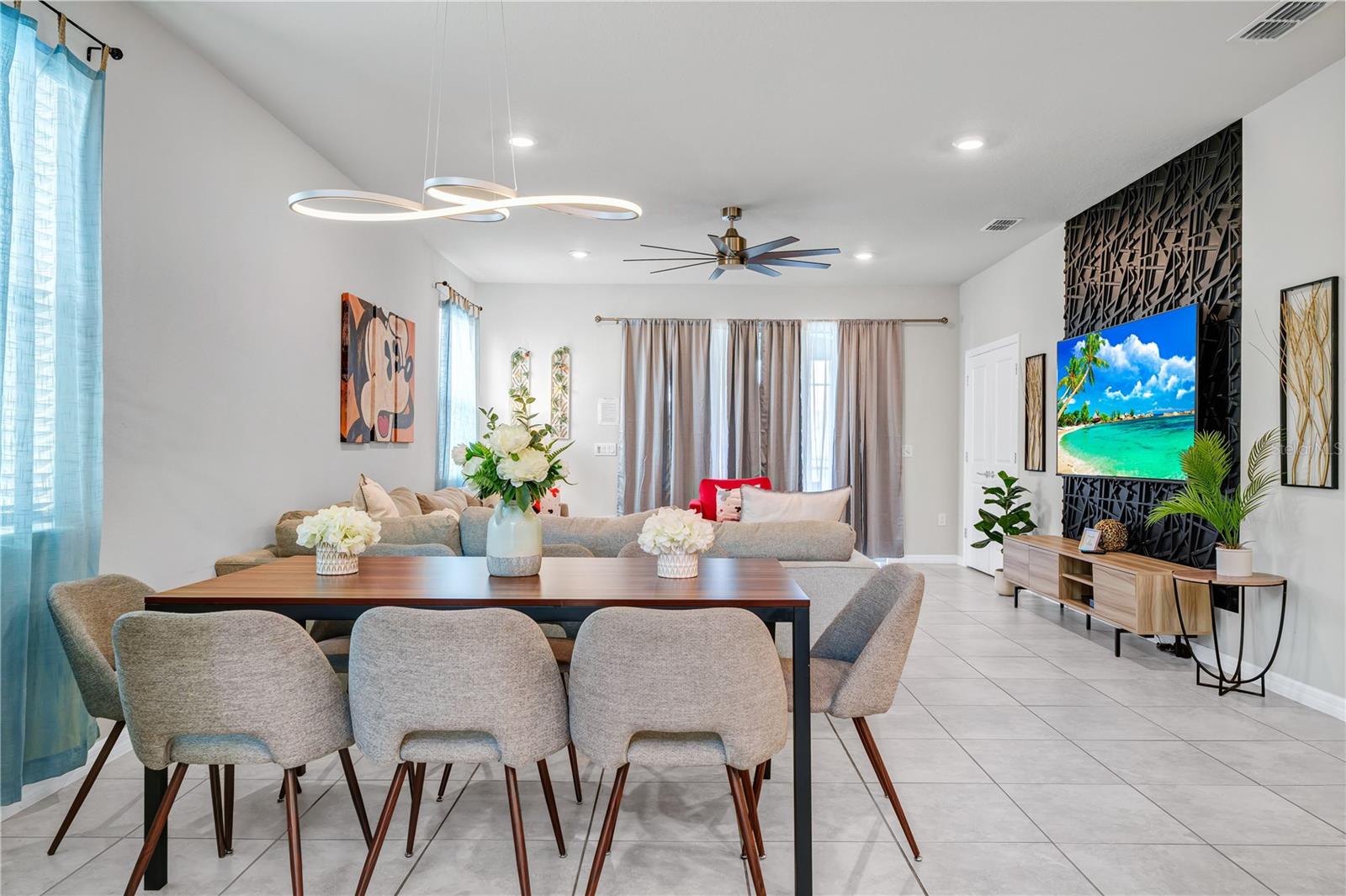 WINDSOR ISLAND RESIDENCE PH 2B - Residential