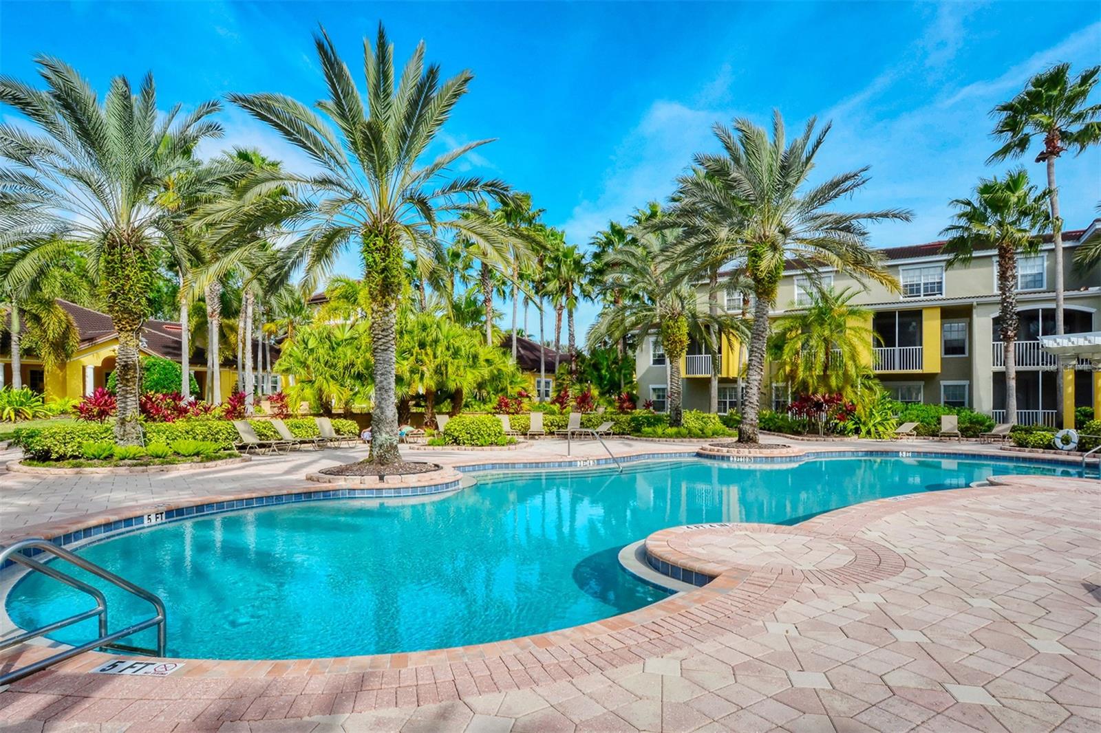 LAS PALMAS OF SARASOTA - Residential
