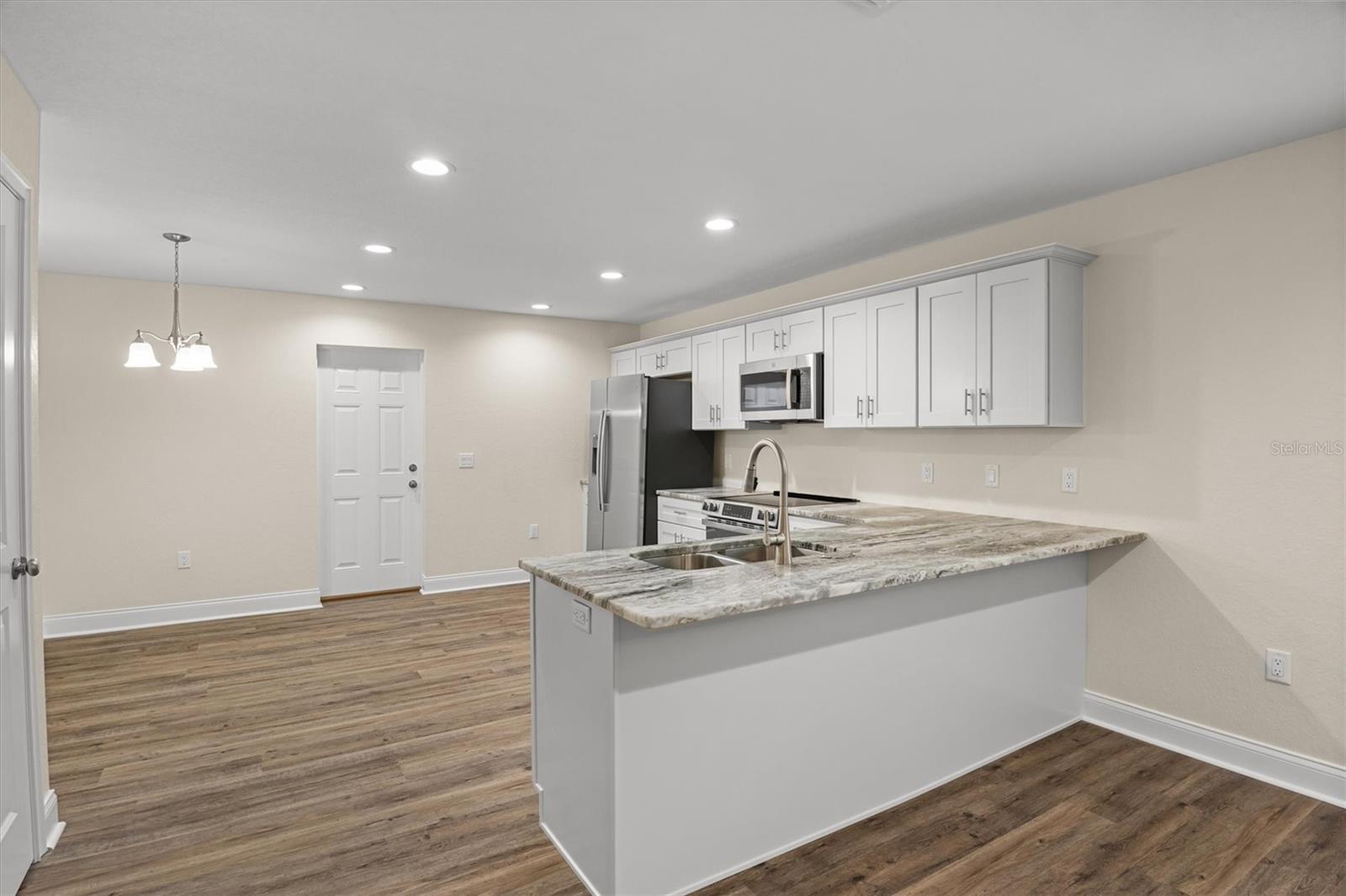 SUNSHINE HEIGHTS - Residential