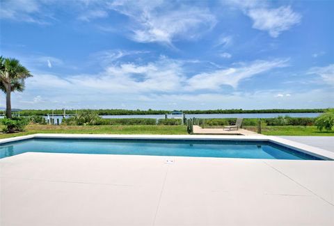 A home in PORT CHARLOTTE