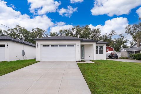 Photo of 1240 Votaw, Apopka, FL 32703 (MLS # O6365857)