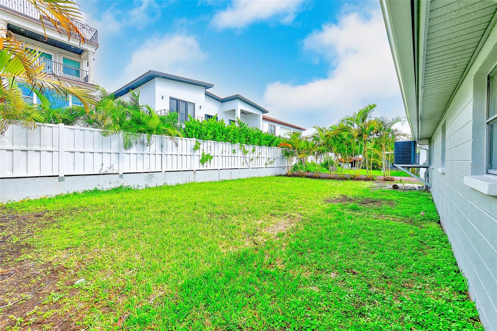 GAY SHORES 1ST ADD - Residential Lease