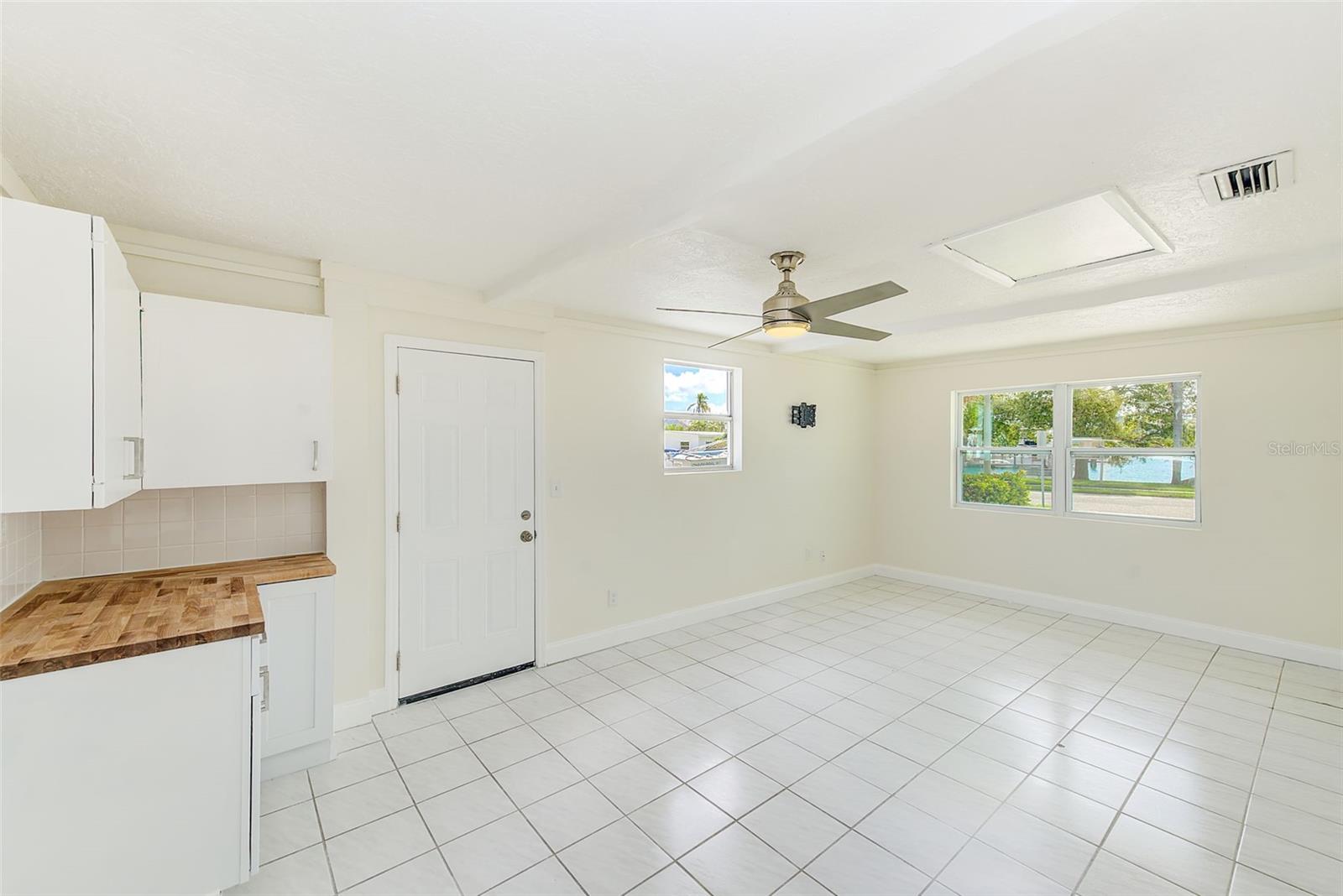 GAY SHORES 1ST ADD - Residential Lease