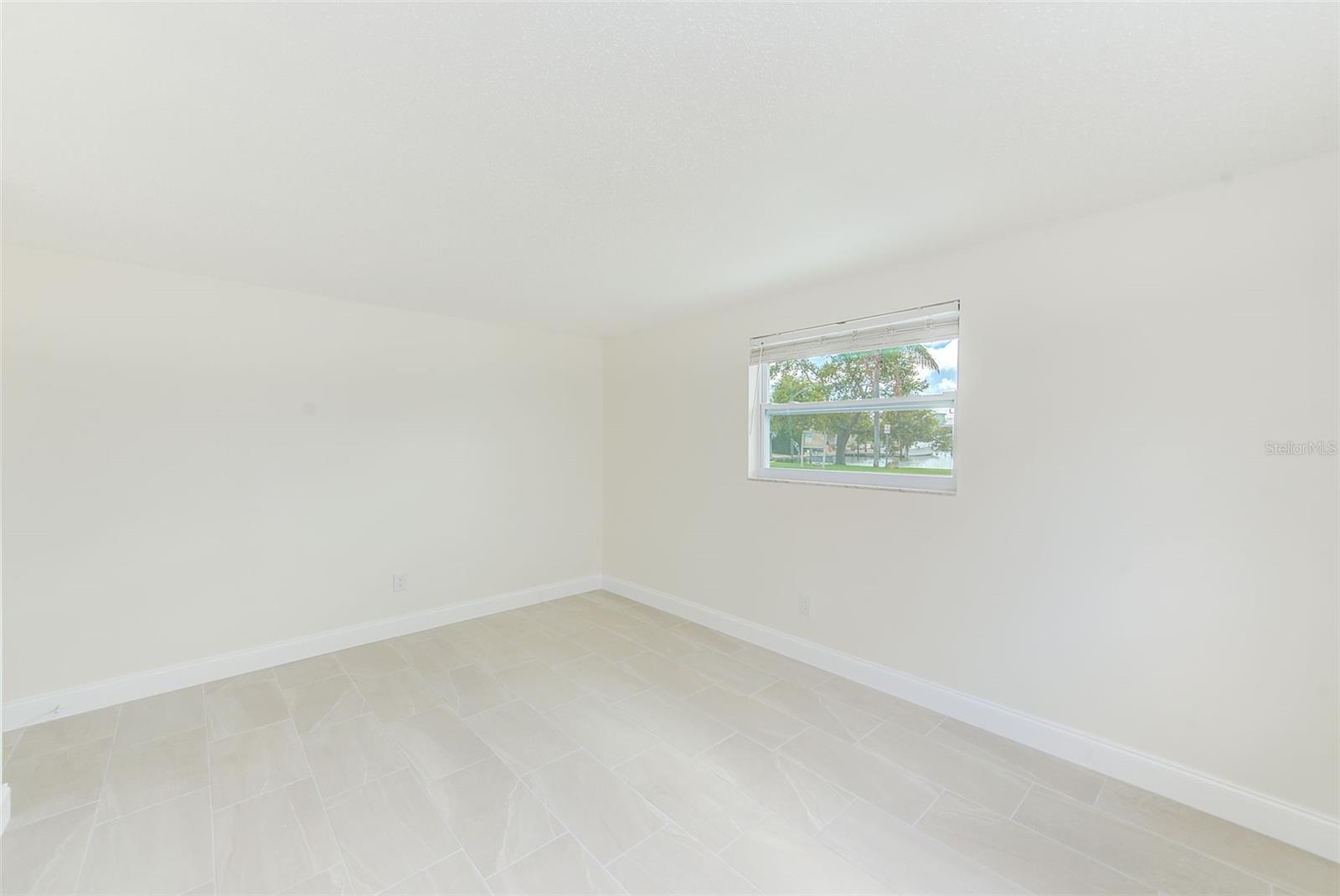 GAY SHORES 1ST ADD - Residential Lease