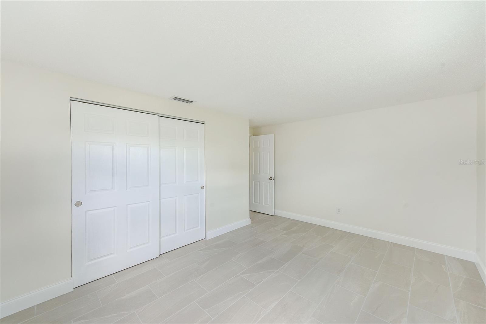 GAY SHORES 1ST ADD - Residential Lease
