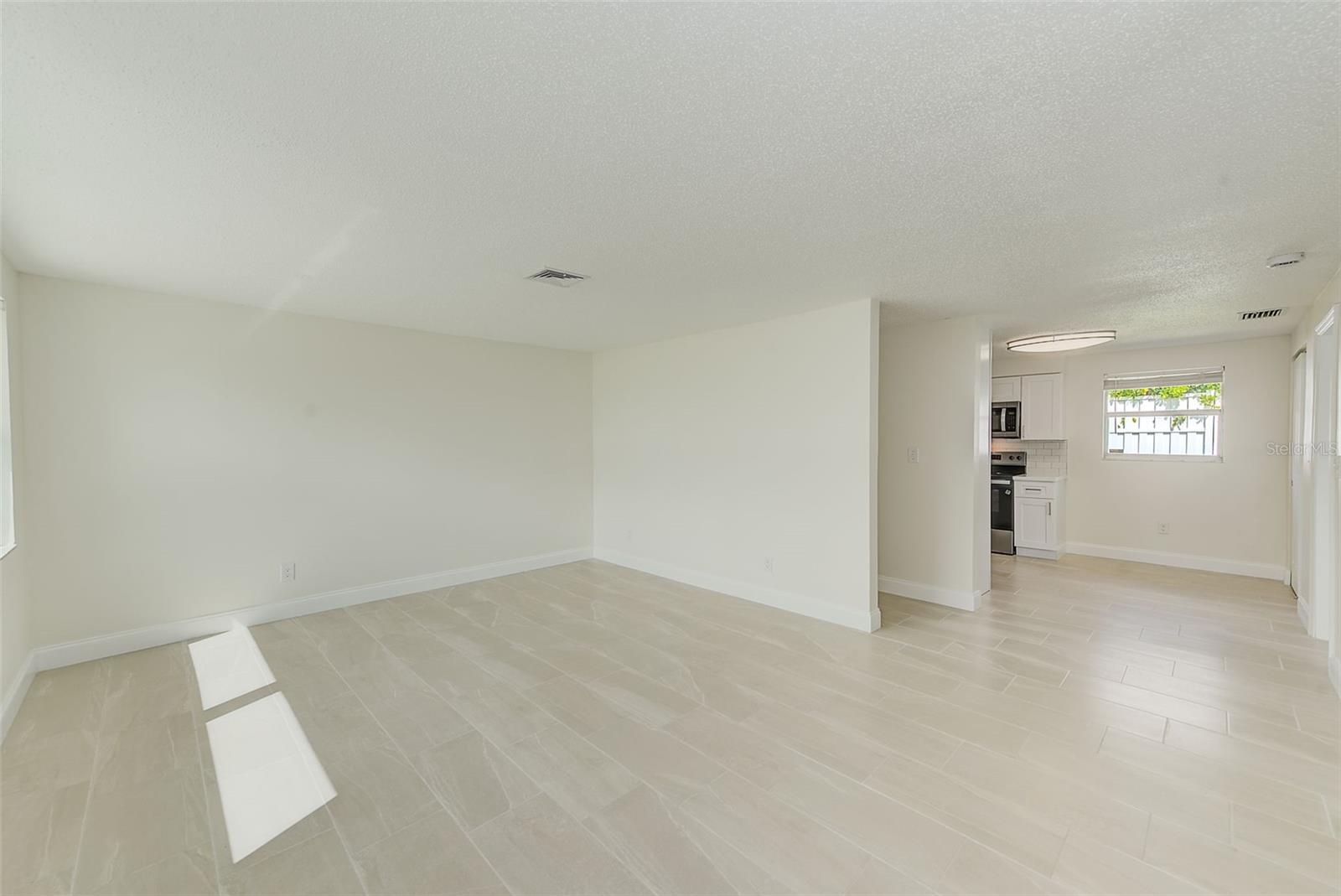 GAY SHORES 1ST ADD - Residential Lease