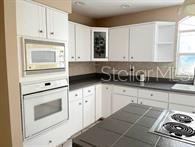 CYPRESS KNOLL - Residential