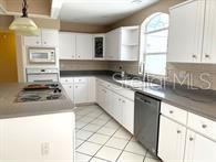 CYPRESS KNOLL - Residential