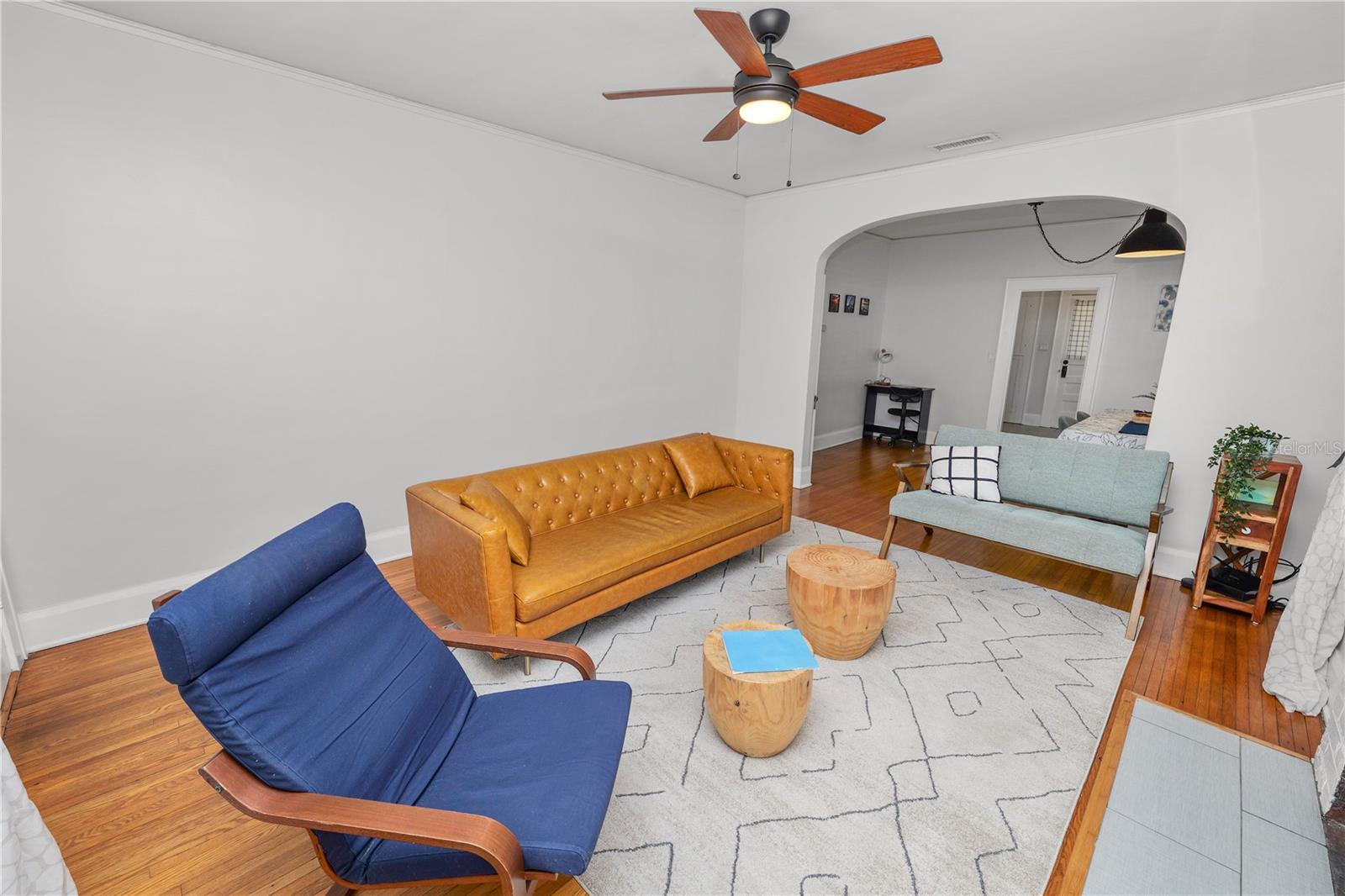 LAKE HUNTER TERRACE - Residential