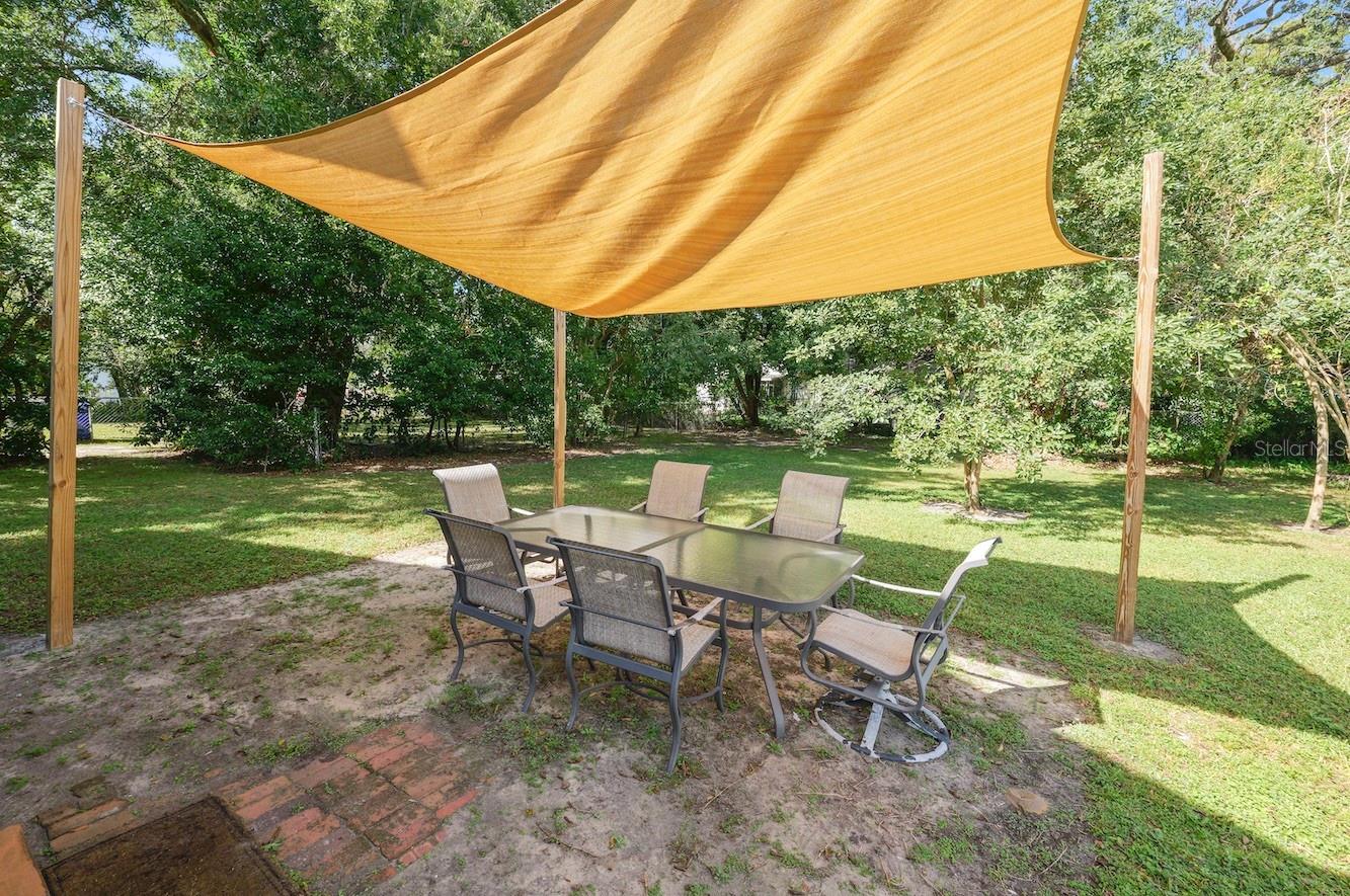 LAKE HUNTER TERRACE - Residential
